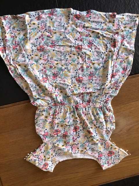 Vestido de verão, marca Palomino, gola rendada