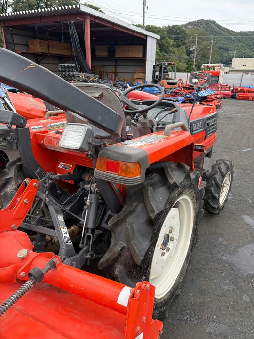 Traktor Kubota GL241D