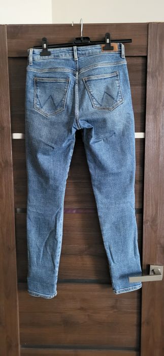 Spodnie damskie jeans