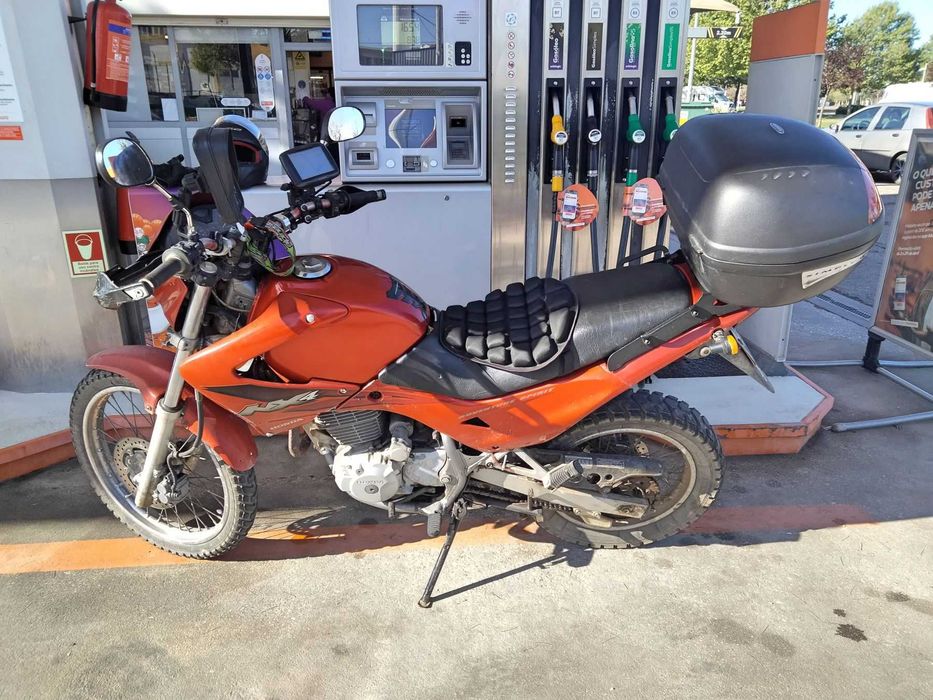 2 Honda NX 4 Motocicletas
