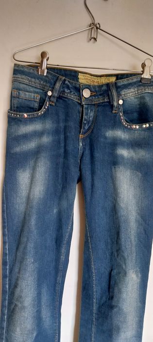 Calças de ganga novas