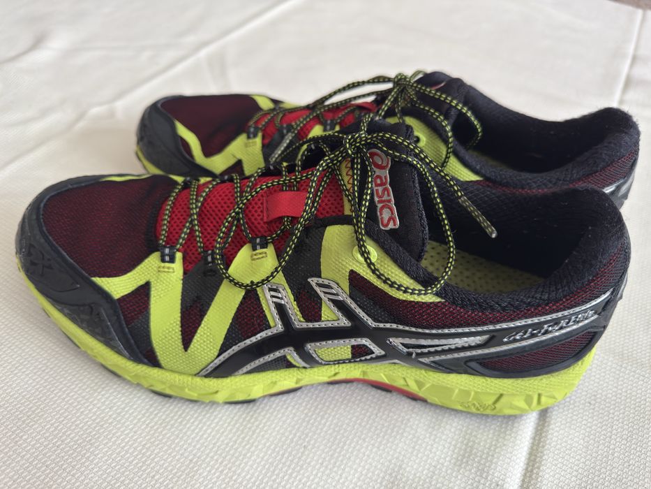 Asics  Gel Fuji Elite buty sportowe rozmiar 44,5