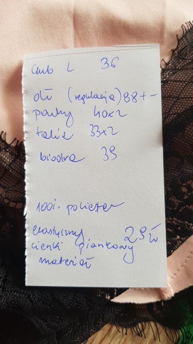 Club L sukienka dopasowana na ramiączkach  koronka r s