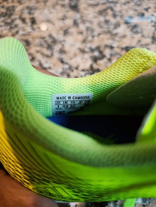 Chuteiras criança número 32 adidas