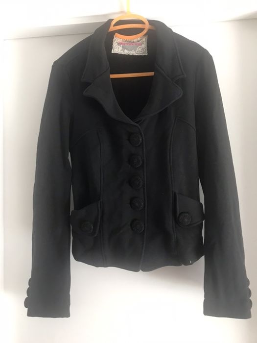 Casaco preto fornarina