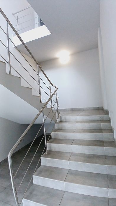 Здається приміщення комерційного призначення