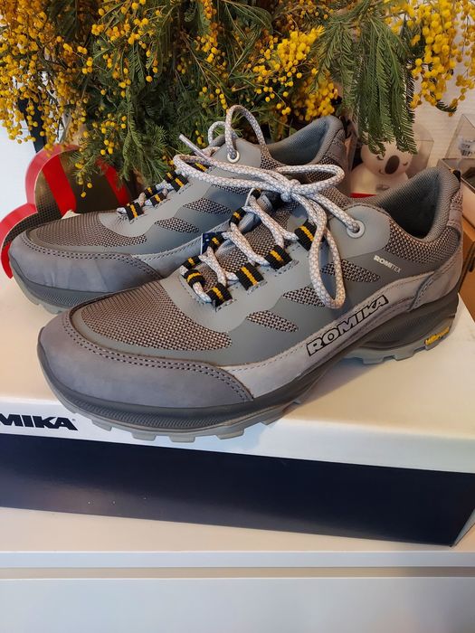 Фирменные оригинал кроссовки ботинки Romika