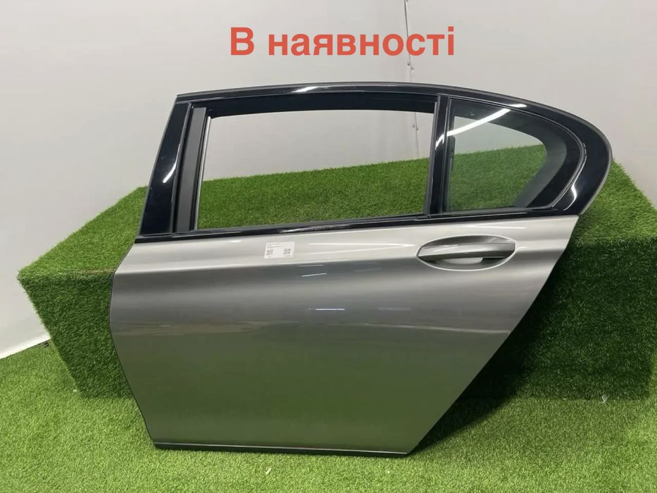 двері задні ліві  BMW 7 G11 / G12 Сірі (C28)