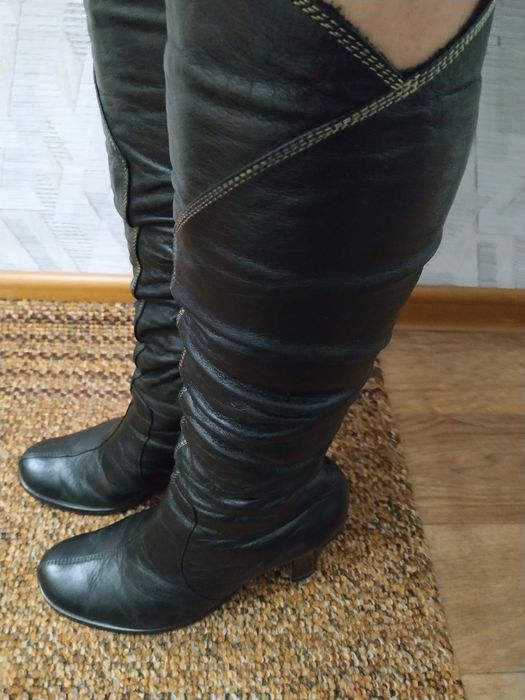 Продам зимові сапоги шкіряні