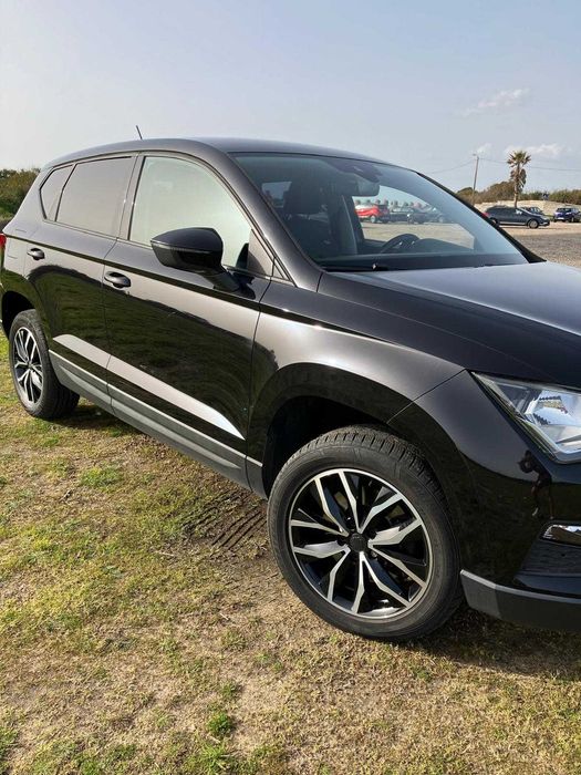 SEAT Ateca SUV Diesel 1.6 TDI car play e sistemas de assistência à condução