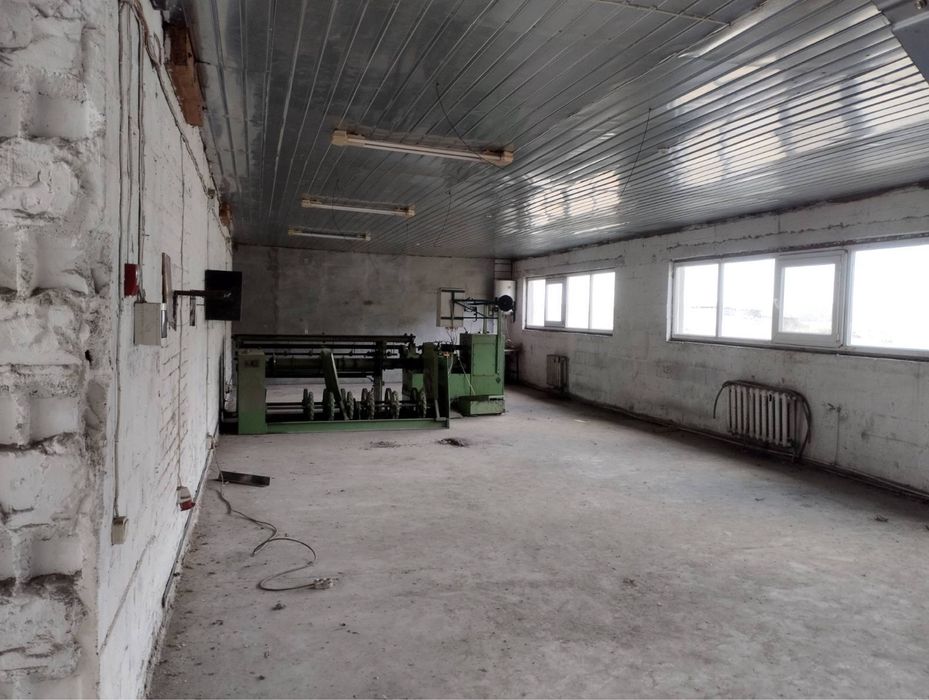 Виробниче, та складське приміщення