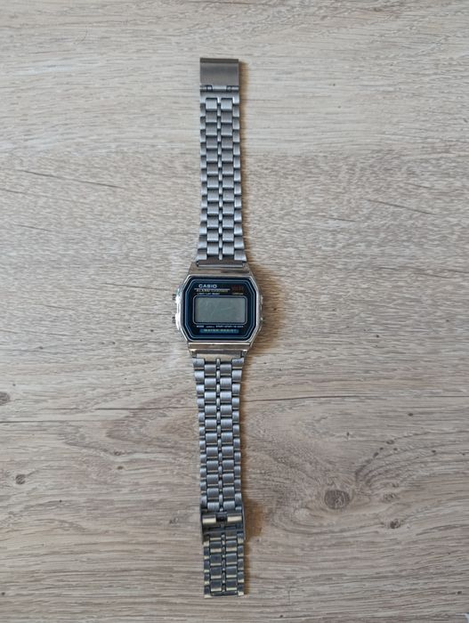 Часы Casio A168 .
