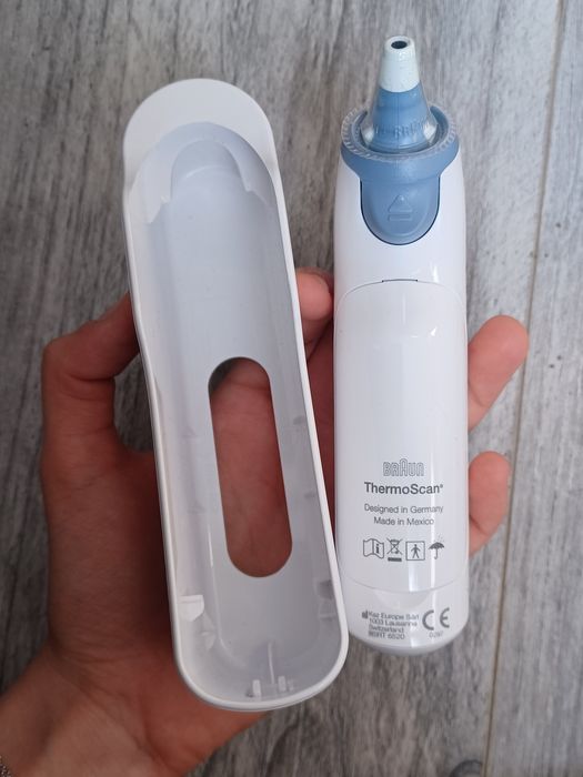 Termometr do ucha douszny BRAUN IRT6520 THERMOSCAN 7 AGE PRECISION