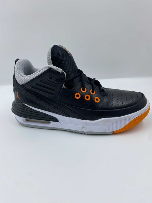 Jordan Max Aura 5 r.38 oryginalne buty młodzieżowe
