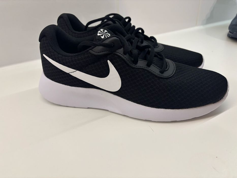 Buty Nike air 42 26,7 cm Tanjun