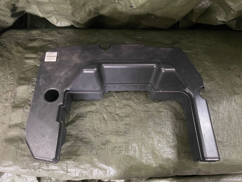 SUBWOOFER głośnik  BANG OLUFSEN AUDI A4 B8 Kombi Avant 2007-2011 8K9035382A