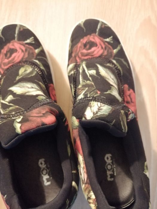 Sapatilhas senhora MOA