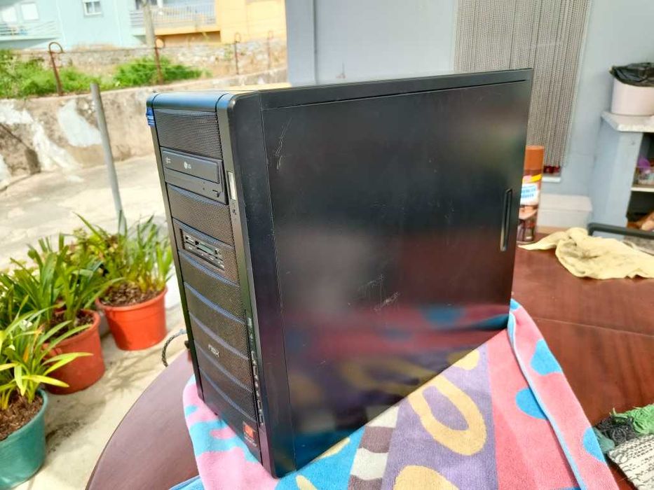 Caixa Desktop + Fonte de Alimentação
