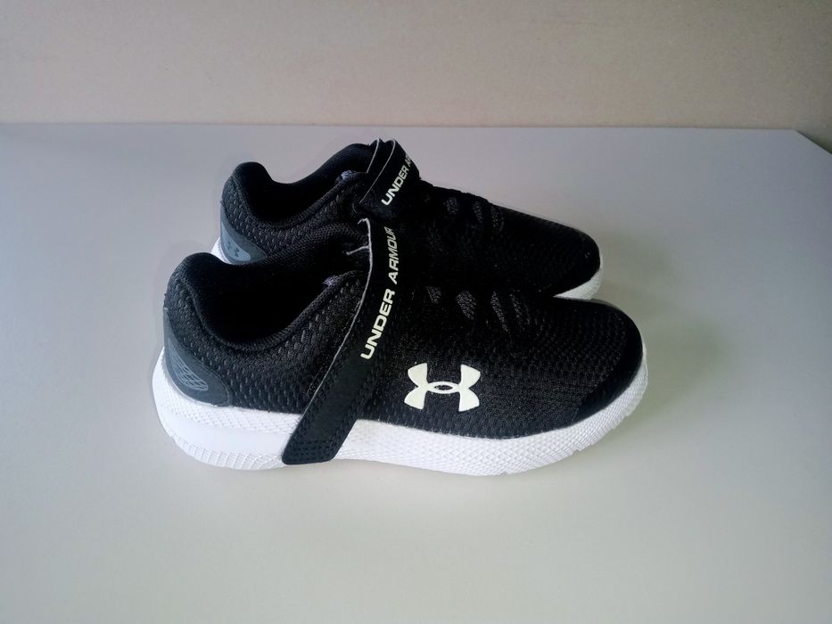 Under Armour nr 29.5--19 cm