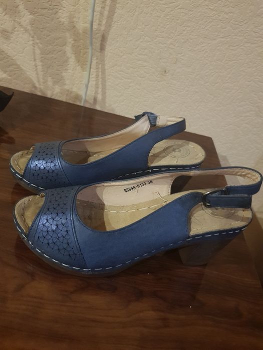 босоножки Jezzi: