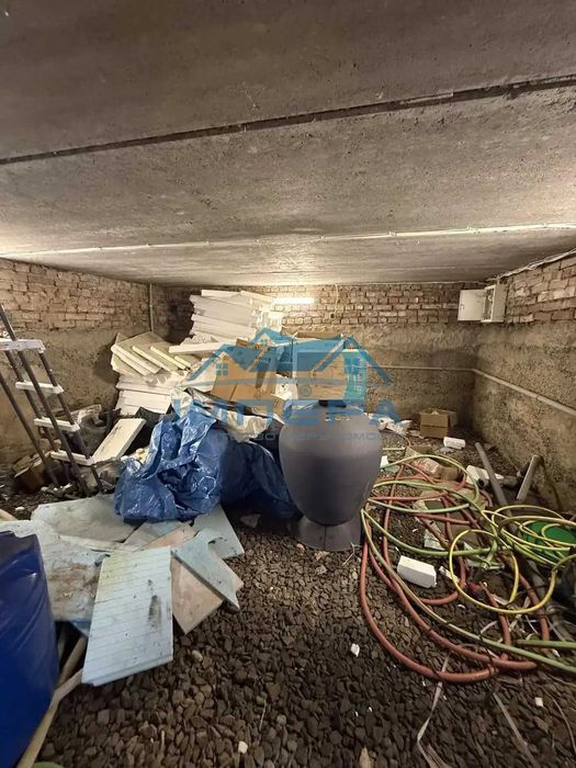 Продаж 2-поверхового цегляного будинку. 122м2