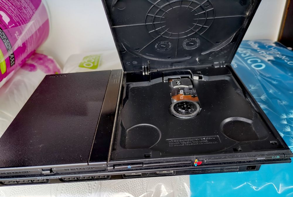 PlayStation 2 Slim a funcionar