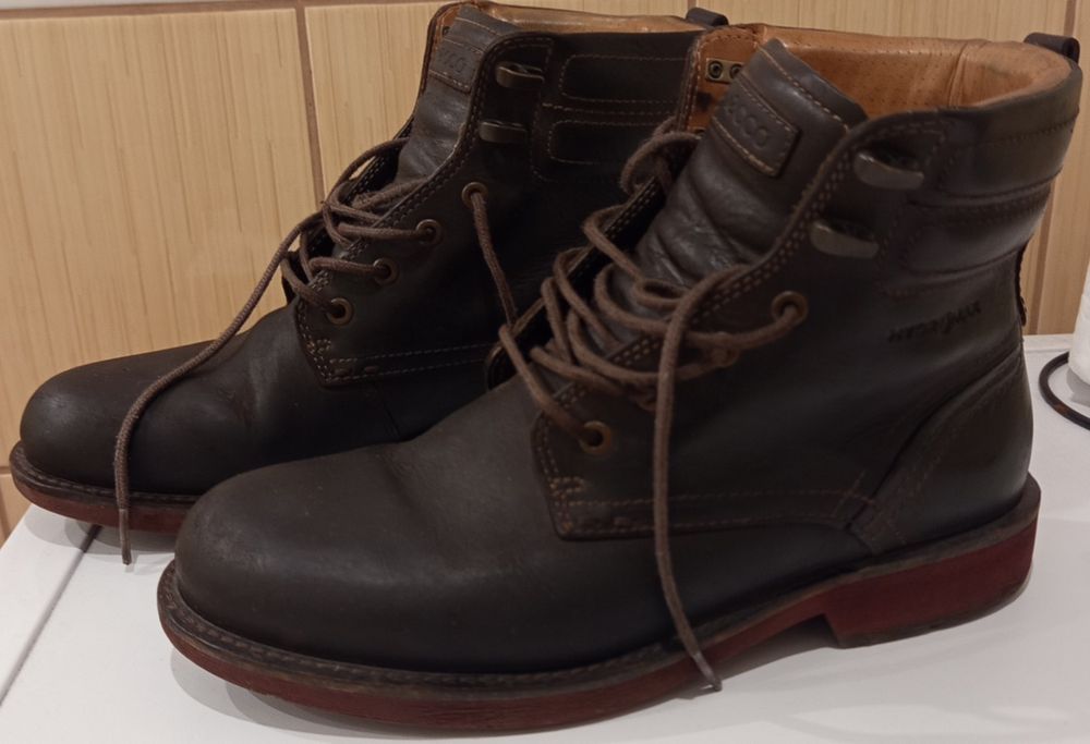 Buty rozmiar 40cm używane