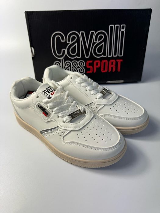 Nowe sneakersy damskie CAVALLI CLASS SPORT białe 36