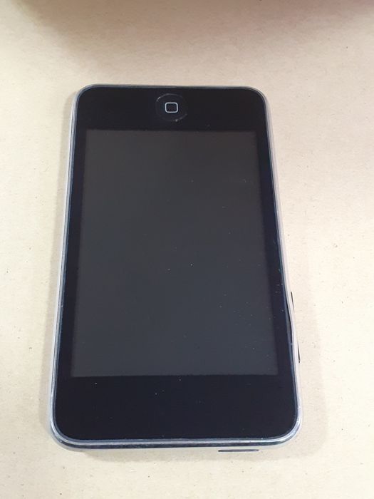 Apple iPod A1288 "16GB"