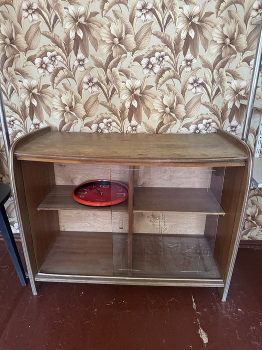 Шкафчик бесплатно