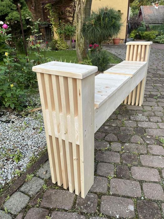 Ławka ogrodowa drewniana balkonowa  ławeczka z lamelami  lamele