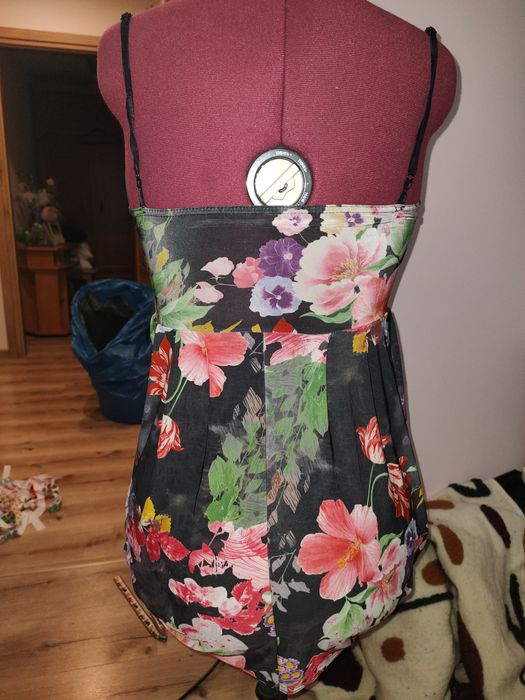 Sukienka na ramiączkach Yessica rozmiar M