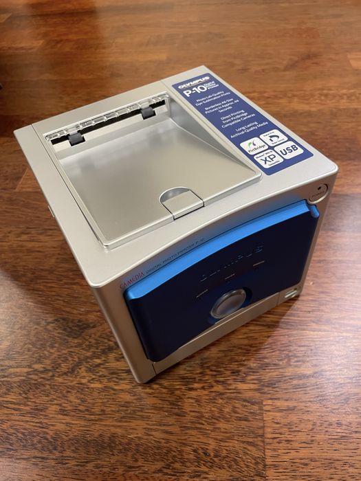 Фотопринтер Olympus Camedia P-10