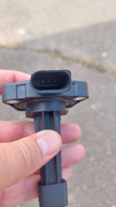 Датчик рівня масла VW,SKODA.