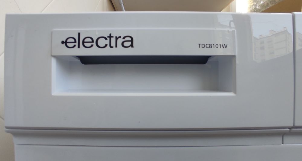 Máquina de secar roupa Electra