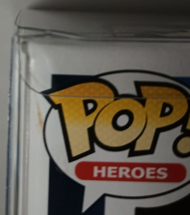 Funko Pop! Superman #251 - Specialty Series (80 Years) + Protetor