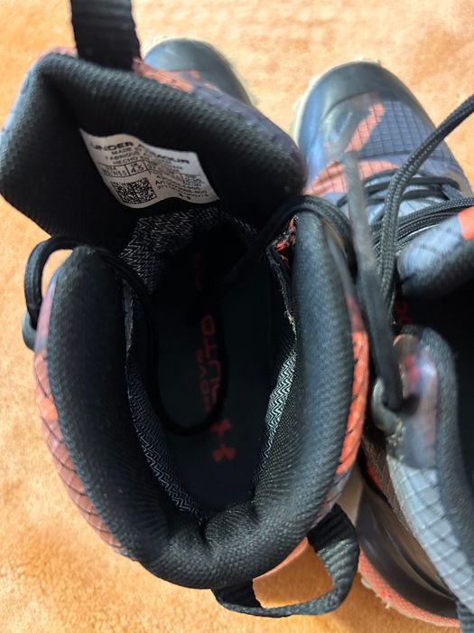Ботінки Under Armour 37 розмір