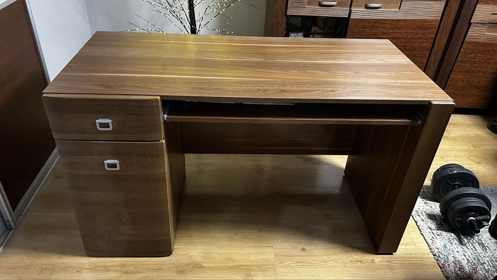 Biurko drewniane