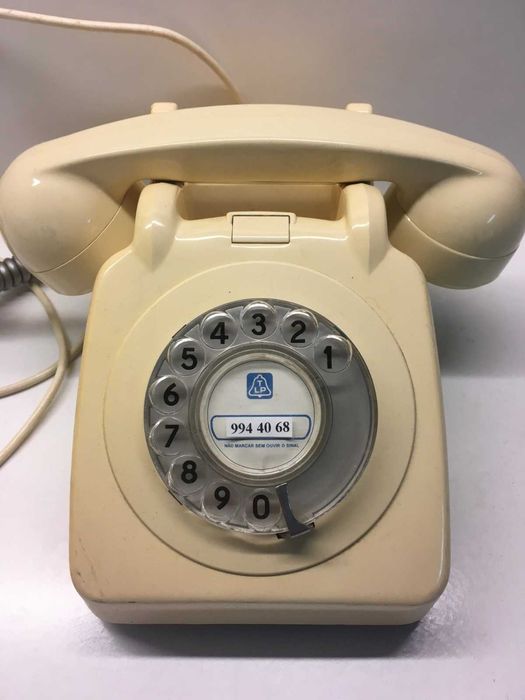 Telefone Antigo Bege