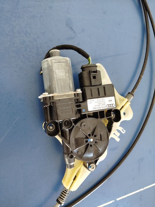 Motor cortina traseira Audi A4 B9