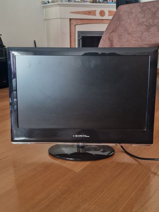 TV LED CROWN 22 polegadas