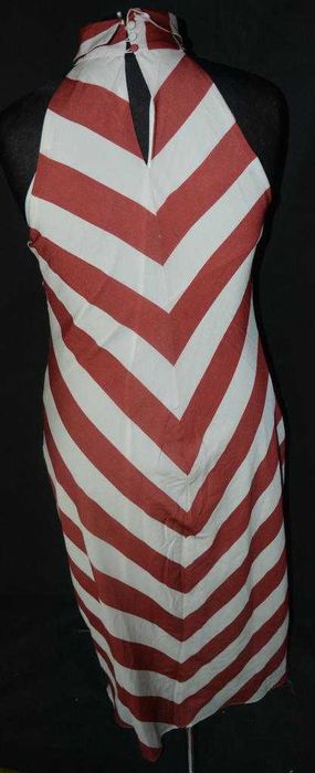 Sukienka ze stójką Asos 44