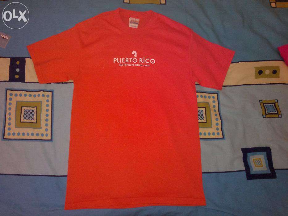 Мужская футболка фирмы "Hanes". оранжевая размер S.