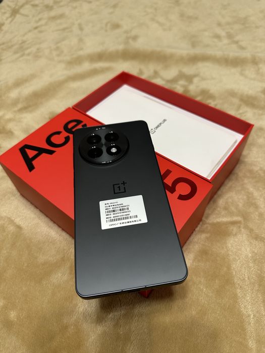 Продам oneplus ace 5