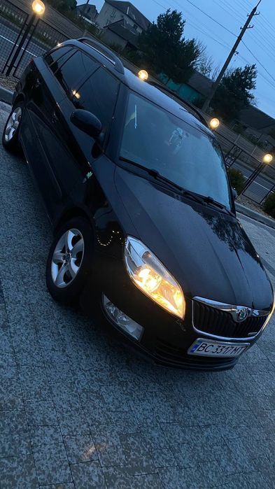 Skoda fabia 2011р