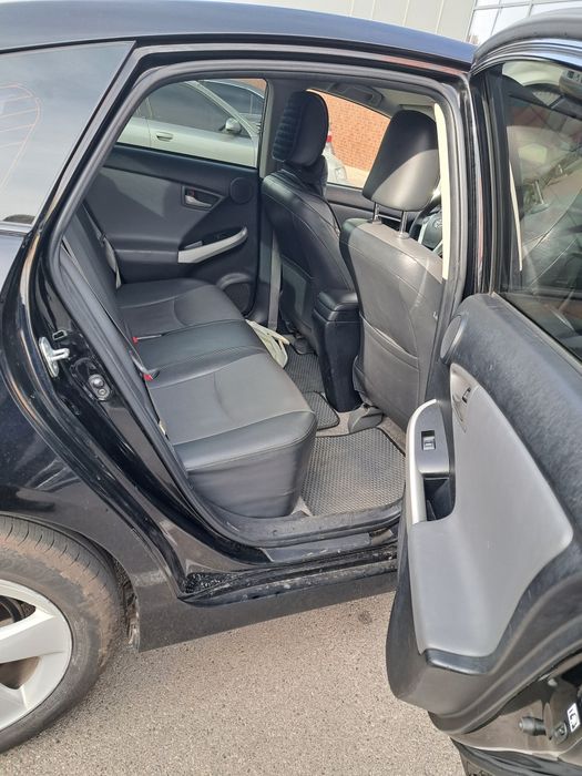 оренда сдам авто аренда toyota prius 30