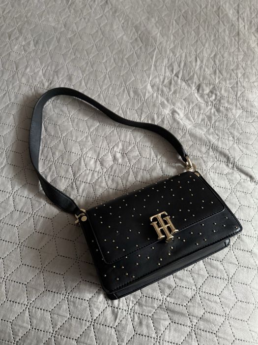 Сумка черкз плече кросбоді крос-боді tommy hilfiger жіноча чорна