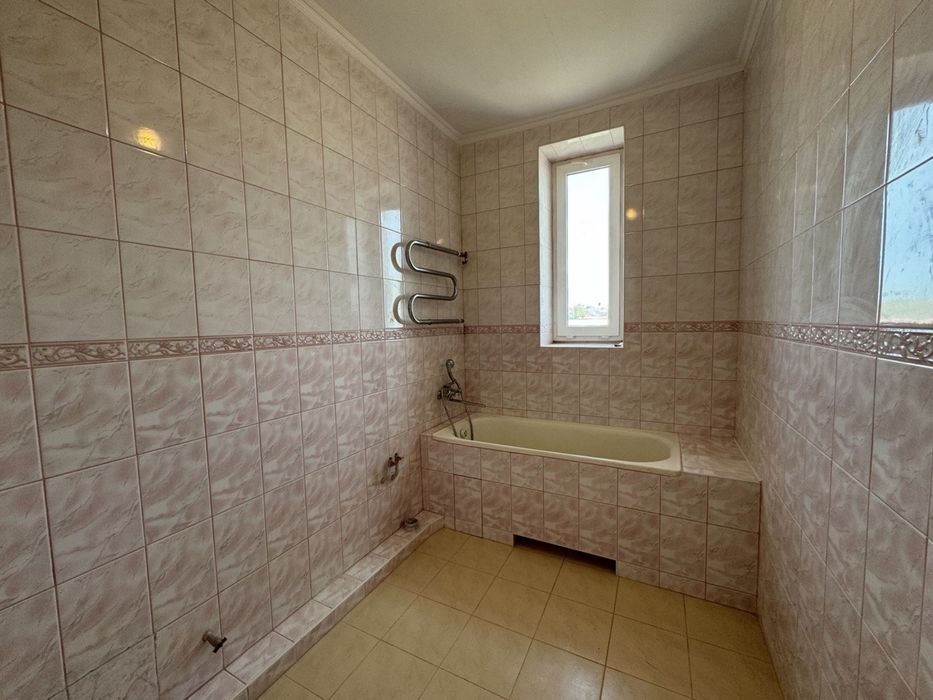 Продаж Будинку під Бізнес Ділянка 12сот с. Підгайці, Луцький район