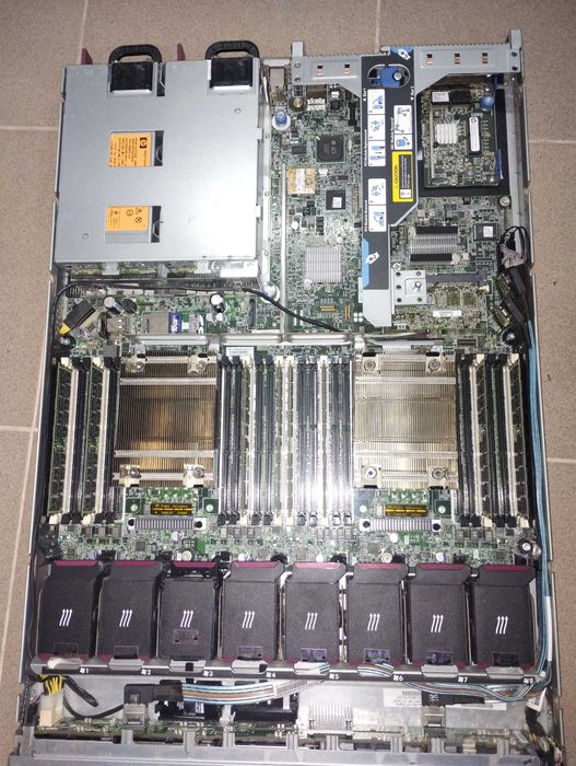 Сервер HP DL360p gen8 2xE5-2650lv2 128Gb 6x600Gb