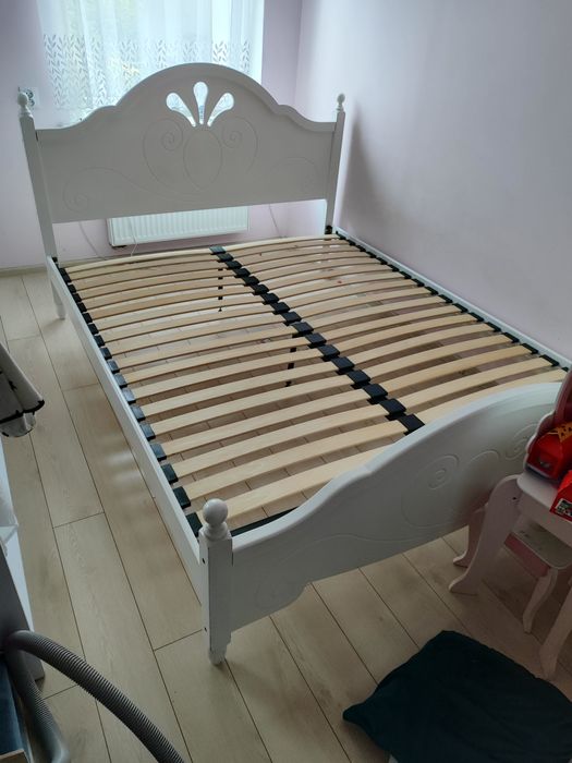 Łóżko Małżeńskie białe